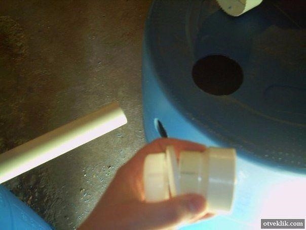 Система из бочек для накопления дождевой воды не требует много усилий и отлично подойдет для садоводов и дачников. Система из бочек для накопления дождевой воды не требует много усилий и отлично подойдет для садоводов и дачников.