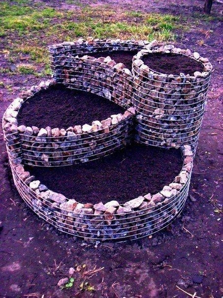 Необычная клумба